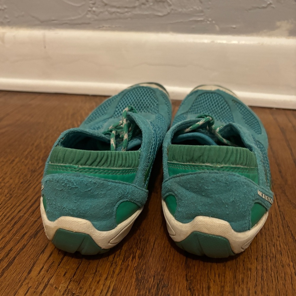 Merrell Turquoise and Cream Athletic Shoes - Picture 6 of 8